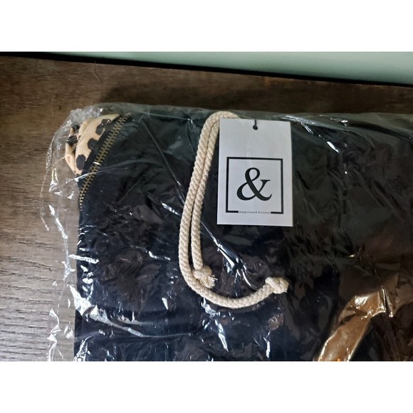 NWT Ampersand Avenue Black Leopard Print Double Hood L/S Hoodie Size XXXL - Picture 2 of 5